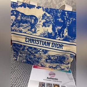 New 🥰 Christian Dior Straw Tote GWP